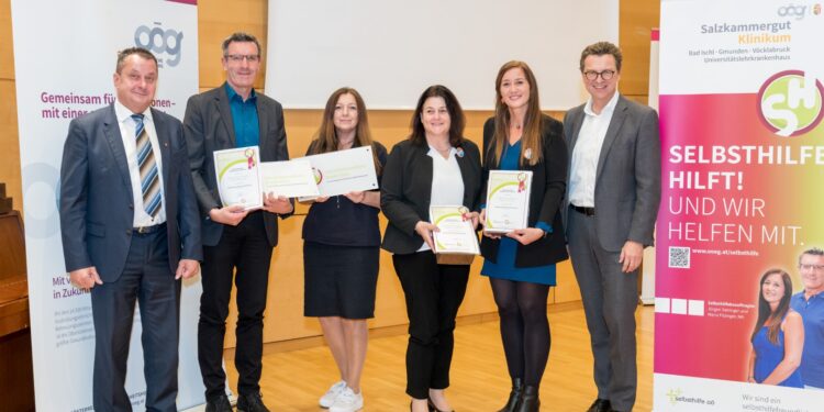 Ein Gewinn für alle Beteiligten! Salzkammergut Klinikum erstmals mit Selbsthilfe-Gütesiegel ausgezeichnet