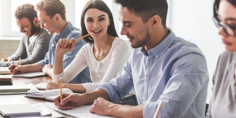 WIFI Bad Ischl bietet Personalverrechnungslehrgang – Start am 31. Jänner 2025