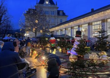 Besuch im Nikolaus Kirtag und Adventmarkt Bad Ischl