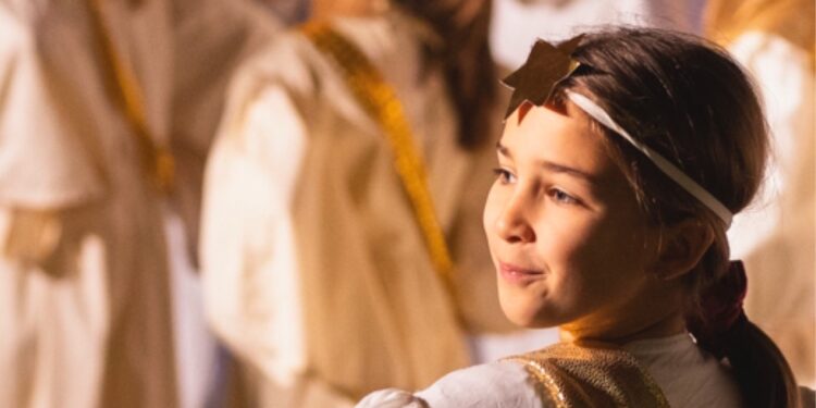 Familienmusical “Himmel auf Erden” – ein Openair Musical mit Adventmarkt