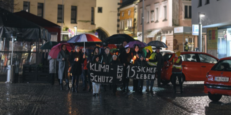 Lichtermeer von FFF und AY