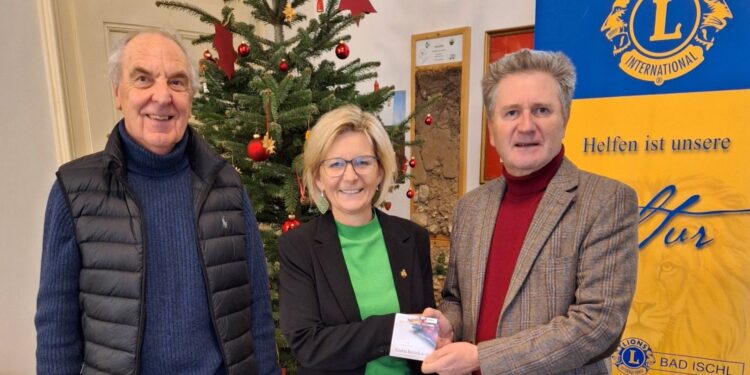 Lions auch heuer beim Weihnachtswunschbaum mit dabei