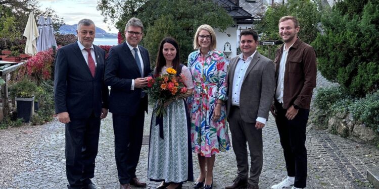 Neue Leiterin der Volksschule Traunkirchen