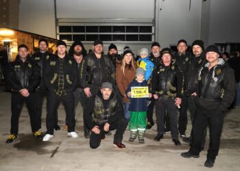 Motorradclub unterstützt Familie in schwieriger Zeit mit großzügiger Spende