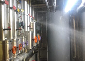 Defekt an Wasserleitung sorgt für überfluteten Keller