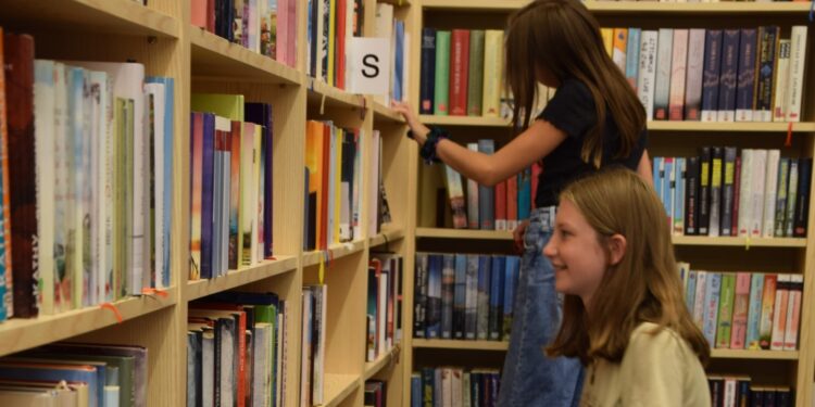 Escape – Befrei dich aus der Bücherei! & Basteln