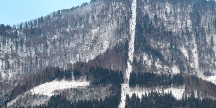 200 Personen nach Defekt in Gondelbahn am Kasberg evakuiert