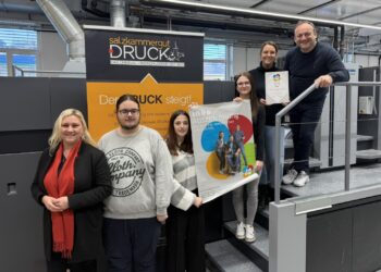 Vorbildlicher Lehrbetrieb: INEO-Auszeichnung für herausragende Lehrlingsarbeit bei Salzkammergut-Media