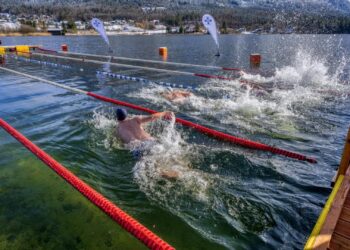 Österreichische Eisschwimm-Meisterschaft in Bad Goisern