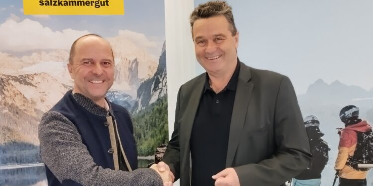 Gemeinderatssitzung in Obertraun: Ausgeglichenes Budget 2025!