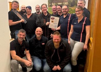 Riesen Erfolg bei Spendenübergabe ARBÖ Ortsclub Gmunden an „Fahrer für Kinder“