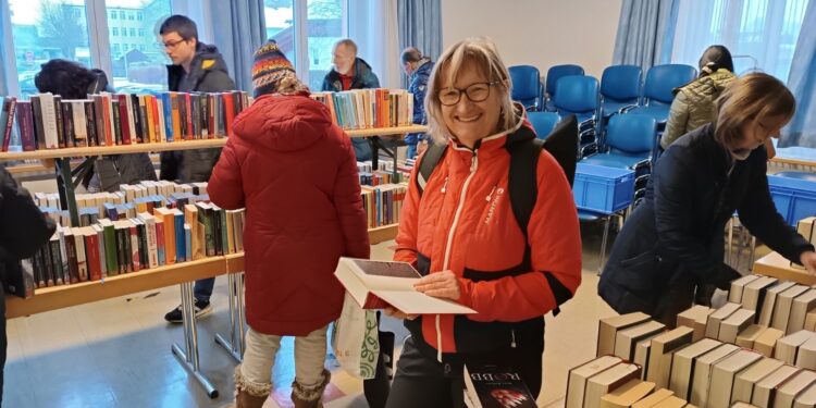 Stadtbibliothek lädt zum Bücherflohmarkt