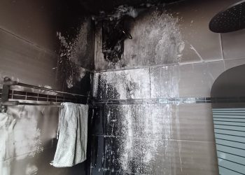 Vier Feuerwehren bei Brand eines Durchlauferhitzers im Einsatz