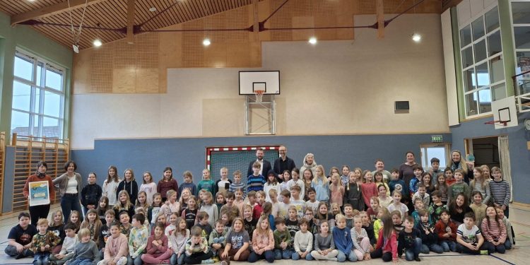 Die Volksschule Schörfling ist Klimameilen-Gesamtsieger!