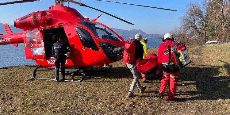 Sturz in steile, vereiste Felsrinne am Kleinen Schönberg