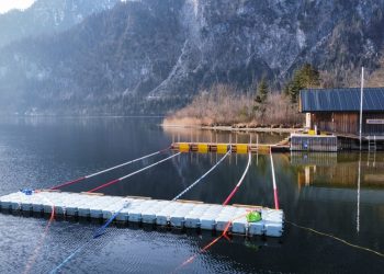 Trainingsstart und Countdown zum Hallstättersee Eisschwimmen