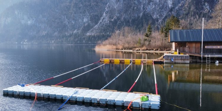 Trainingsstart und Countdown zum Hallstättersee Eisschwimmen