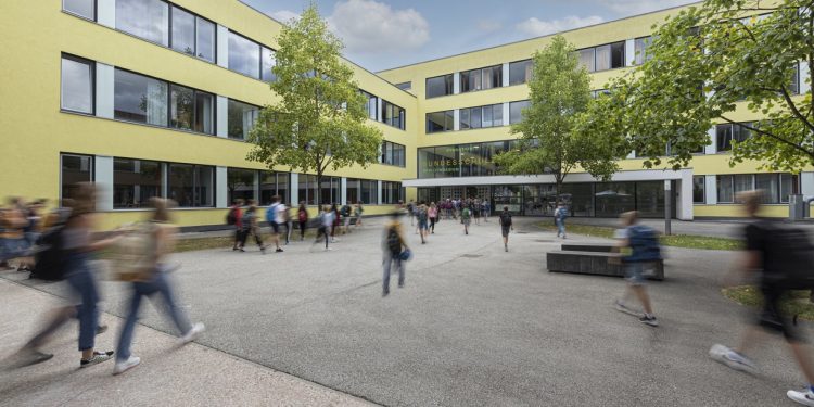 Innovative Bildungswege am Gymnasium Bad Ischl: Entfalte dein Potential!