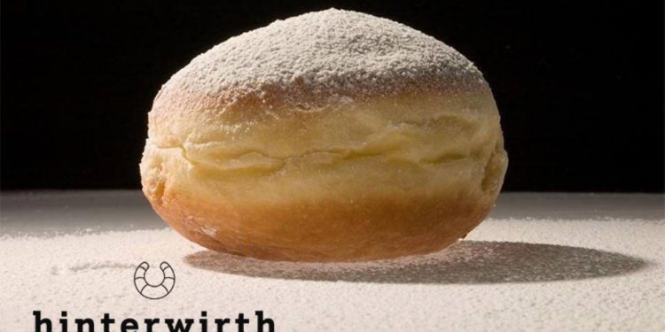 Backhaus Hinterwirth erneut als „Beliebtester Krapfen Oberösterreichs“ erneut ausgezeichnet