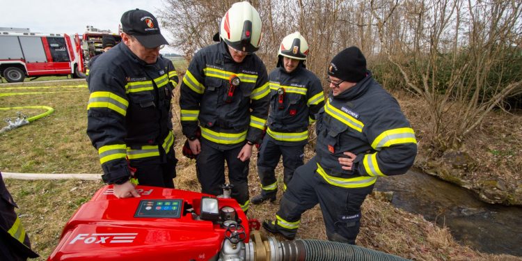 48 Neue Maschinisten ausgebildet