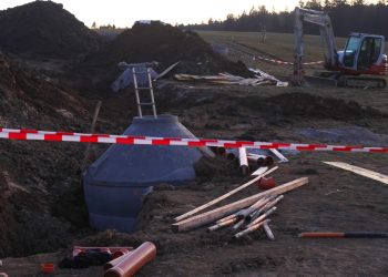 Arbeiter verschüttet: Zwei Tote bei schwerem Unfall bei Grabungsarbeiten auf Baustelle in Gampern