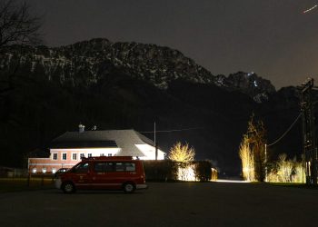 Nächtliche Suchaktion der Bergrettung auf der Falkenmauer und am Törl