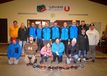 Ein Hoch dem Stocksport beim Pensionistenverband Ortsgruppe Gschwandt mit dem Bezirkssieger!