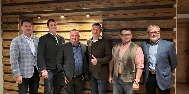 FPÖ Nußdorf am Attersee: Florian Steinbichler zum neuen Ortsparteiobmann gewählt