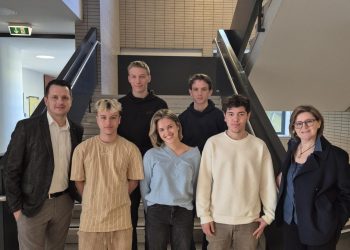 HAK Bad Ischl im Finale des „SCHULBANKER“-Wettbewerbs: Fünf Schülerinnen und Schüler gehören zu den besten 20 Teams