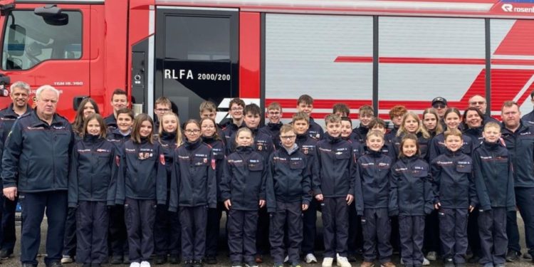 29 Kinder der FF Frankenburg beim Wissenstest