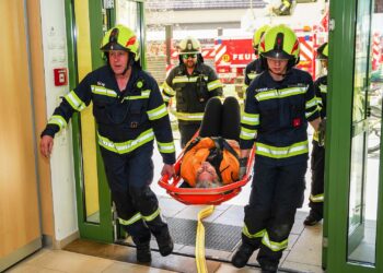 Feuerwehrübung im Goiserer Altenheim