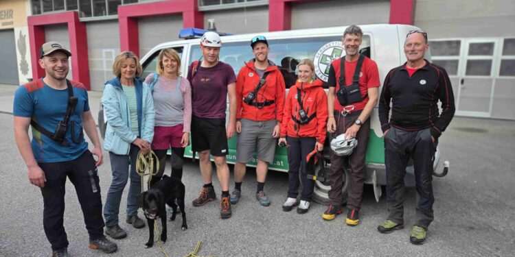 Tierische Rettung am Feuerkogel: Hund „Vito“ gerettet