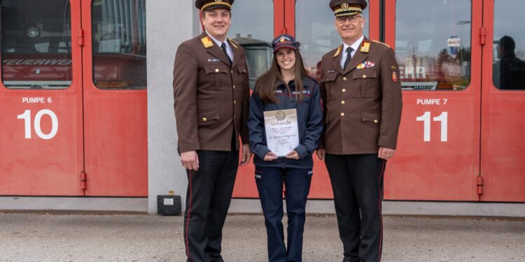 Erfolg bei Funkleistungsabzeichen in Bronze