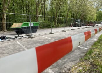 Startschuss für Toscana-Hotelbau: Rodungsarbeiten für Parkplatzflächen haben begonnen