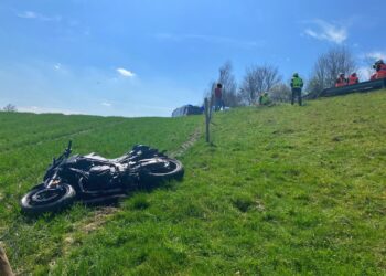 Motorradbergung nach Unfall in Katzenberg