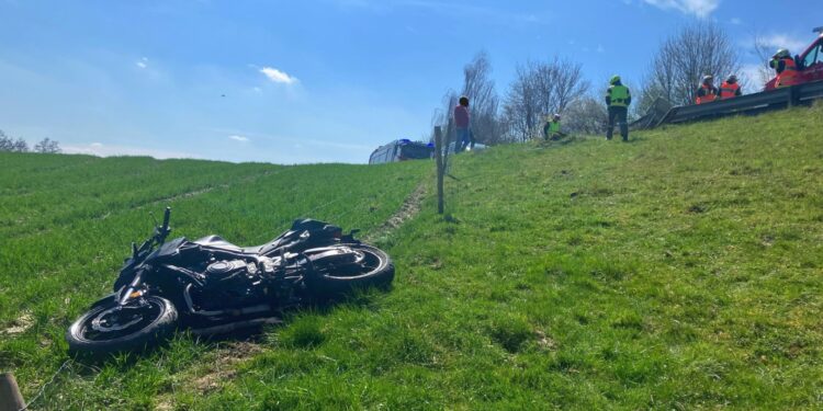 Motorradbergung nach Unfall in Katzenberg