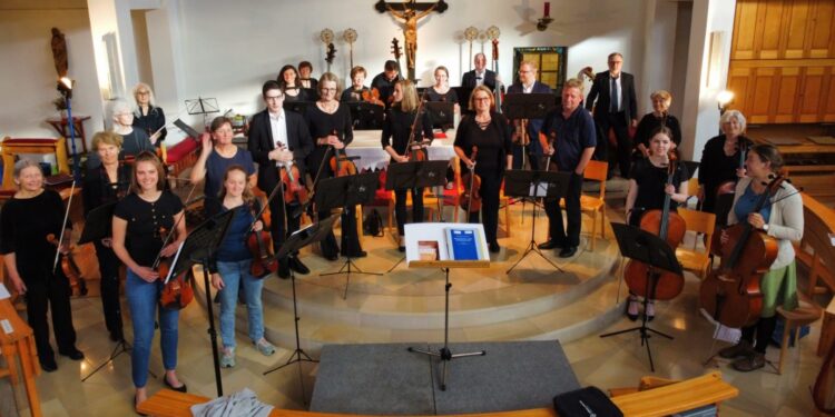 BENEFIZ-ORCHESTERKONZERT der Gmundner Musikfreunde in der Filialkirche Gmunden-Ort