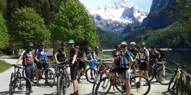 Streckenbesichtigung und Fahrtechniktraining: Am 24. und 25. Mai die Ideallinie zur Trophy 2025 finden!