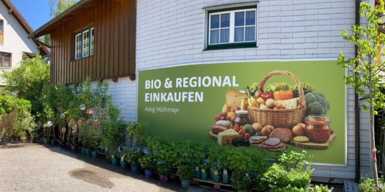 ADEG Hüthmayr: Ein Familienbetrieb mit Herz für die Region