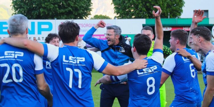 Historischer Derbysieg: SK Neukirchen triumphiert in Altmünster