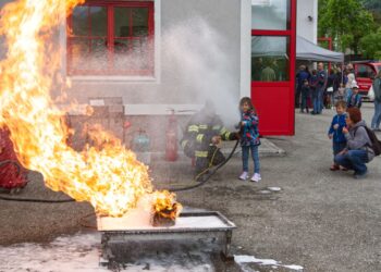 Tag der offenen Tür bei der Freiwilligen Feuerwehr Pfandl begeistert Besucher