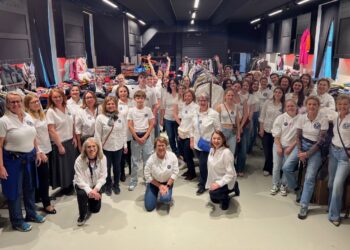 Die Damen des Kiwanis-Clubs Attnang-Phönix freuen sich über den erfolgreich veranstalteten Flohmarkt