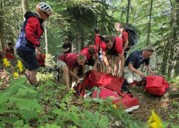 Bergrettung Bad Goisern bei Personenbergung im Einsatz