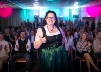 Gschwandtnerin rockt Speaker Slam Finale in Wiesbaden!