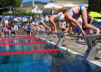 Vier Stadtmeisterschaften, ein Becken – Schwimmfest im Apumare Attnang-Puchheim
