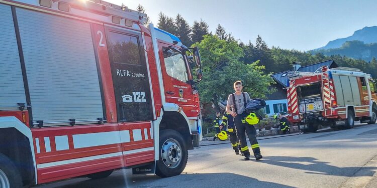 Brand in Trafostation sorgt für großflächigen Stromausfall in Bad Goisern
