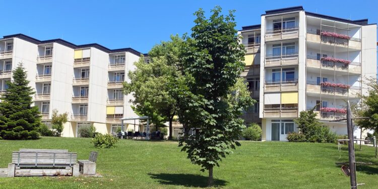 Altenwohnheim Altmünster: Der Sozialhilfeverband als Betreiber sichert regionale Altenbetreuung