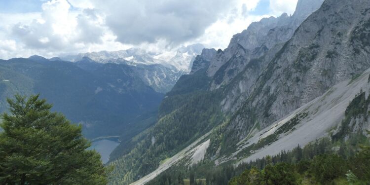 vorderer gosausee, salzkammergut, gosau, nature, gosau-see, valley, landscape, panoramic, mountaineering, austria, mountains, walk, alpine, alpine panorama, dachstein glacier