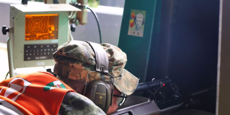 Soldatin aus Bad Aussee holt Meistertitel bei Bereichsmeisterschaft im Schießen