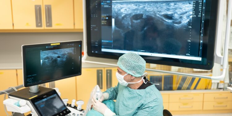 Karpaltunnelsyndrom: Neue Operationsmethode am Salzkammergut Klinikum Vöcklabruck bietet viele Vorteile